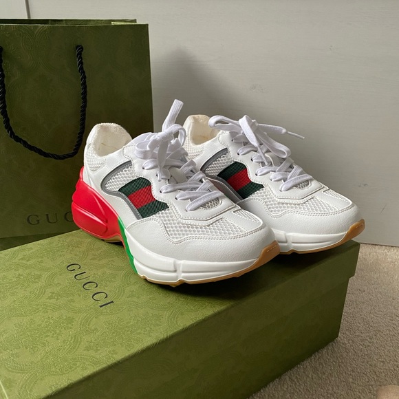 SOLD **BRAND NEW GUCCI SNEAKERS** - Picture 3 of 10